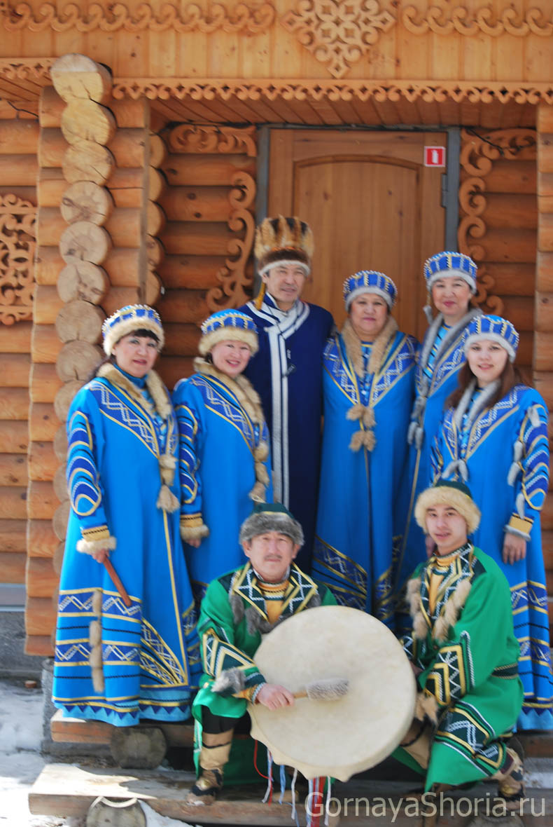 Шорские девушки